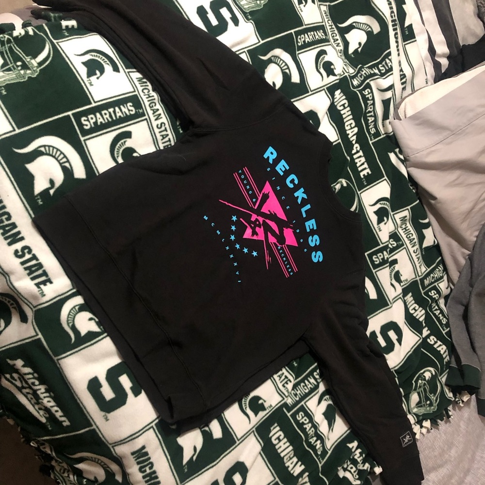 Los Angeles Young and Reckless crew neck